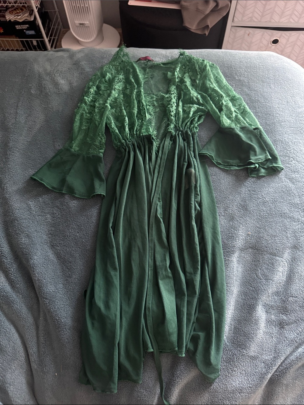 Green Lace & Chiffon Women's Robe with Bell Sleeves
